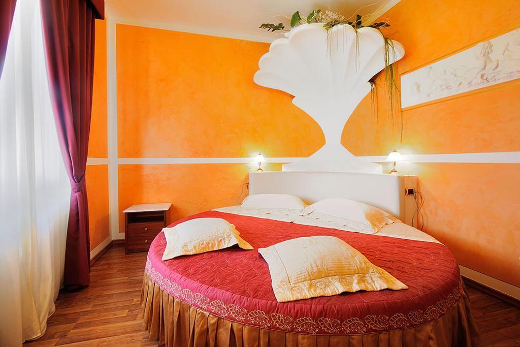 Hotel Benessere Villa Fiorita Colfiorito Eksteriør bilde
