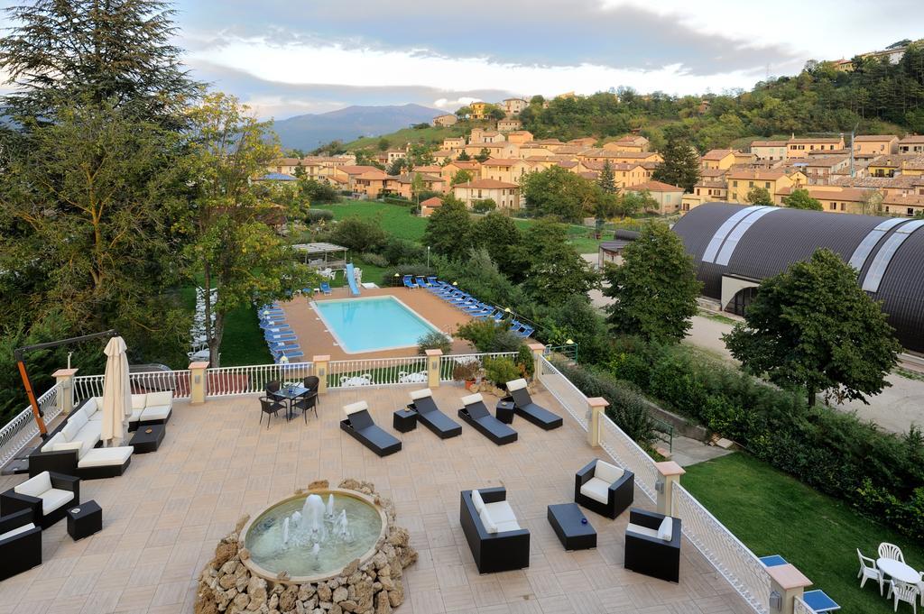 Hotel Benessere Villa Fiorita Colfiorito Eksteriør bilde