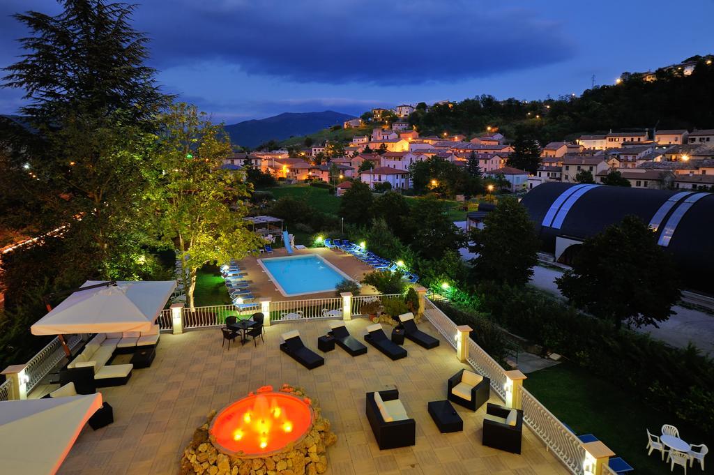 Hotel Benessere Villa Fiorita Colfiorito Eksteriør bilde