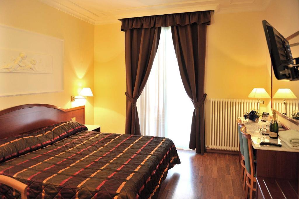 Hotel Benessere Villa Fiorita Colfiorito Eksteriør bilde